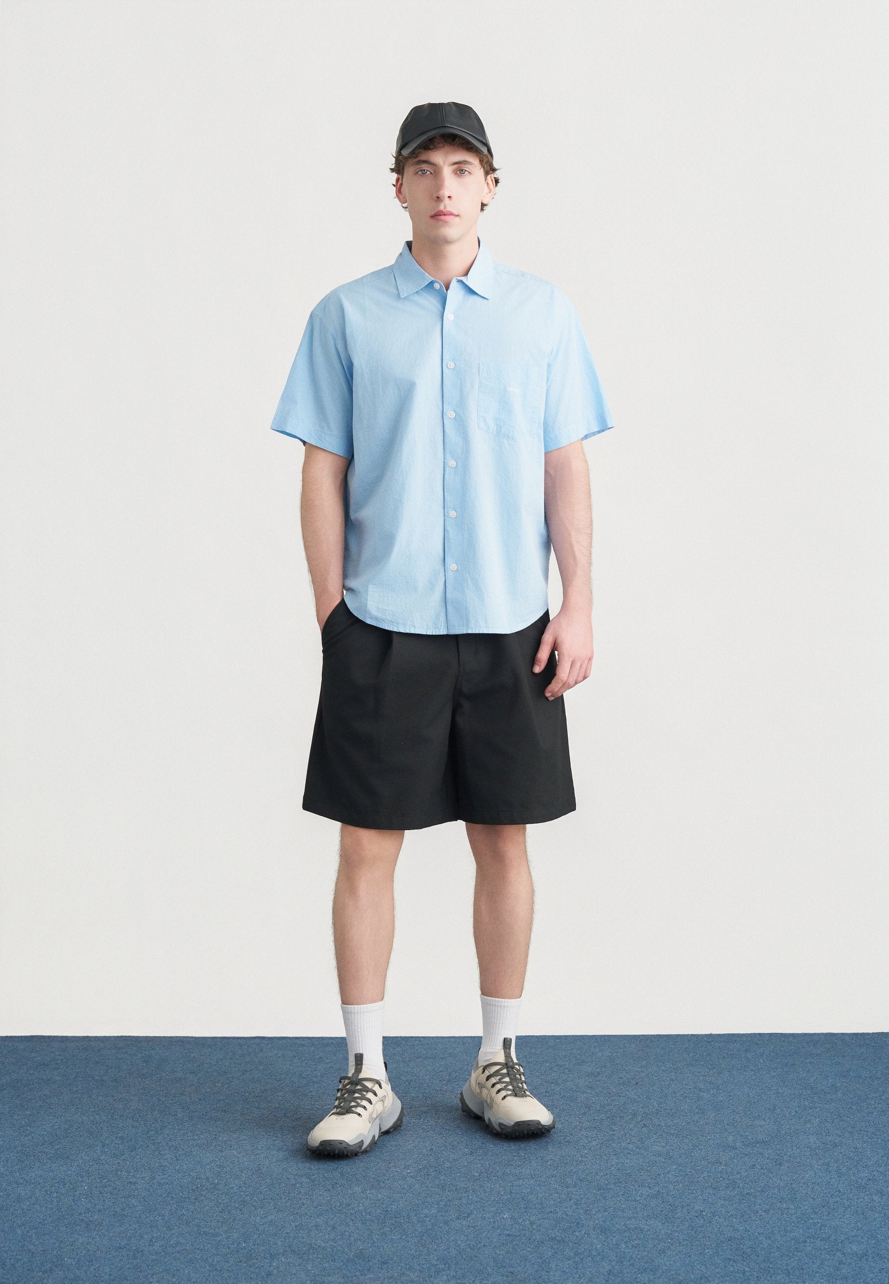 Obey DEAN PLEATED - Shorts - black